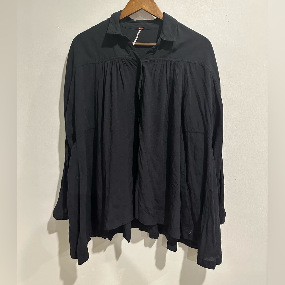 FREE PEOPLE Lovely Day Black Oversized Boho Button Down Pockets Size S - Picture 4 of 9